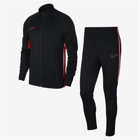 nike trainingsanzug herren bordeaux|Nike Trainingsanzüge für Herren online kaufen .